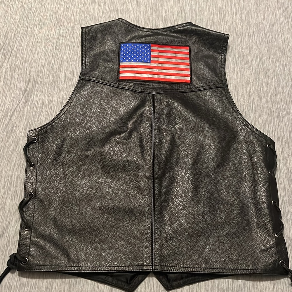 Kids Riding Vest - Picture 2 of 4
